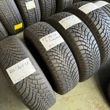 4 x Falken Eurowinter 215-70-16 Winterbanden 7mm, 16 inch, Band(en), Personenwagen, Gebruikt