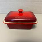 Le Creuset - Schotel - Red Ceramic Butter Dish – Medium, Antiek en Kunst