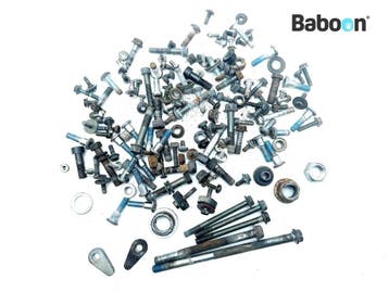 Bouten en Moeren Suzuki GSF 600 Bandit 1995-1999 (GSF600, Verzenden, Gebruikt