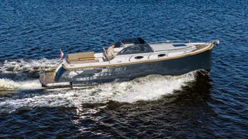 Grand Ship 30 I Luxe Cruiser | Ruimte zonder concessies, Tender, Binnenboordmotor, Diesel, Nieuw