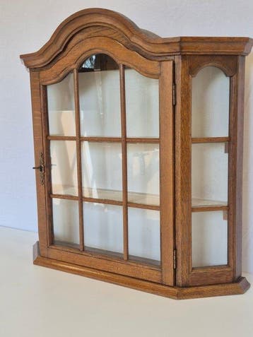 Kast - Eik - Hang Vitrine Kastje