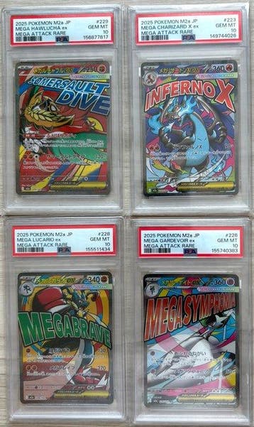 Pokémon - 4 Graded card - Charizard, Nieuw