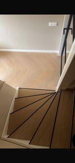 PVC trap gekocht bij Afium? Wij plaatsen dit vakkundig, Verzenden, Overige typen, Nieuw, Minder dan 10 m²