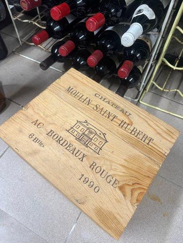 1990 Chateau Moulin Saint Hubert - Bordeaux - 6 Flessen, Nieuw