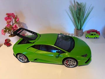 Pocher 1:8 - Modelauto - Lamborghini Huracan, Nieuw