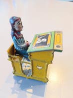 Meier - Blikken speelgoed - Meisje aan bureau - 1920-1930 -