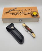 Laguiole Bougna - Tafelmessenset - Staal - Cadeauset met, Antiek en Kunst, Antiek | Keukenbenodigdheden