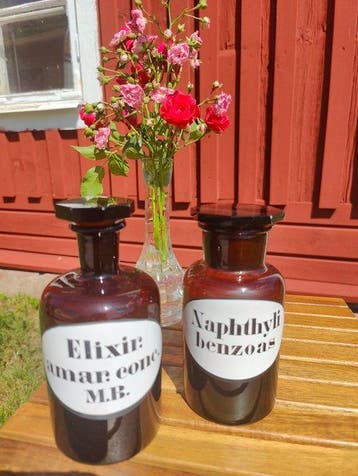 Cosmetische fles (2) - fles - Glas, Antiek en Kunst