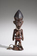 Prachtvolle weibliche Ere Ibeji Figur mit reichem