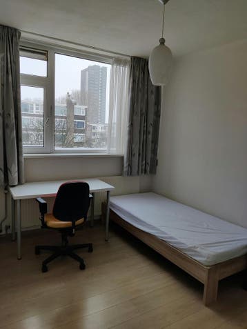 Kamer te huur in Leiden - 11 m² - 1 kamer(s), Huizen en Kamers, Leiden