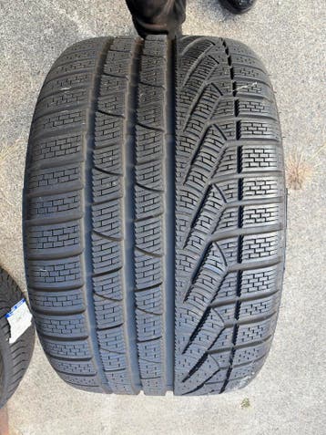 4x PIRELLI 295/30/20 winter (NO) incl.montage, Gebruikt, 295 mm, Winterbanden, Band(en)