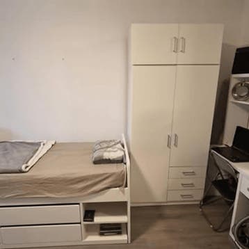 Studio in Den Haag gevonden voor €300,- pm, Huizen en Kamers, Kamers te huur, 20 tot 35 m², Den Haag