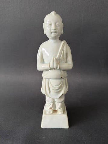 Staande figuur van Dehua wit porselein - Porselein - China -