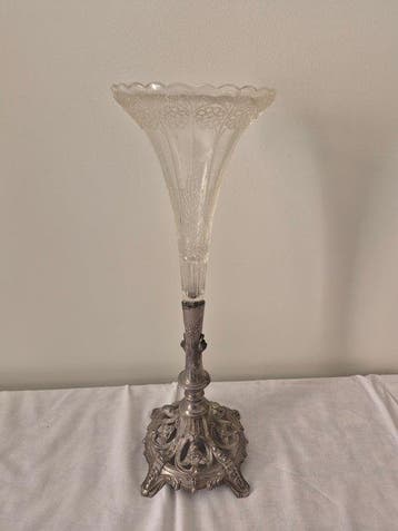 Vaas - Glas, Zinklegering - Nieuwe Kunst