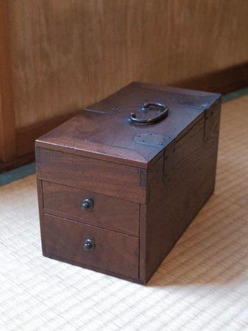Kist - Traditionele Japanse houten kalligrafie-kist, Antiek en Kunst