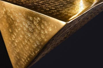 Handgemaakte wandplank PYRAMID 40cm goud antiek metaal, Ophalen of Verzenden, Nieuw