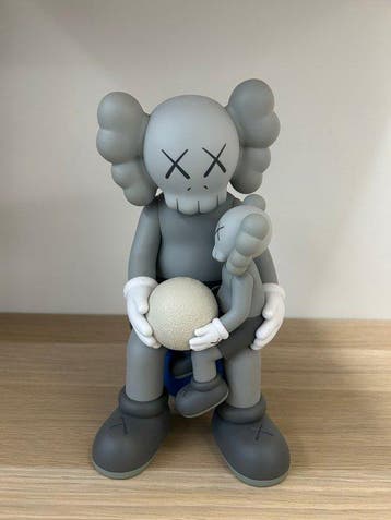 Kaws (1974) - Holiday Thailand