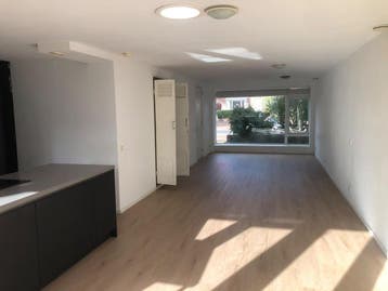 Te huur: Studio Koningin Julianalaan in Voorschoten, Voorschoten, Zuid-Holland