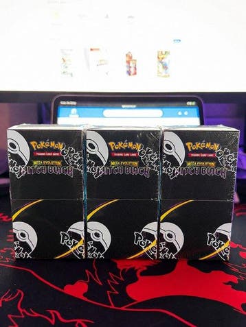 Pokémon - 3 Booster box - Half - Pitch Black, Hobby en Vrije tijd, Verzamelkaartspellen | Pokémon, Nieuw
