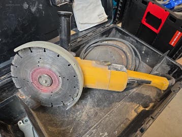 Elektrische grote haakseslijper DEWALT, Doe-het-zelf en Verbouw, Gereedschap | Handgereedschap, Nieuw
