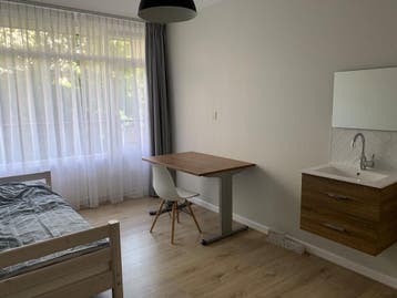 Kamer te huur in Capelle Aan Den IJssel - 14 m² - 1 kamer(s), Rotterdam