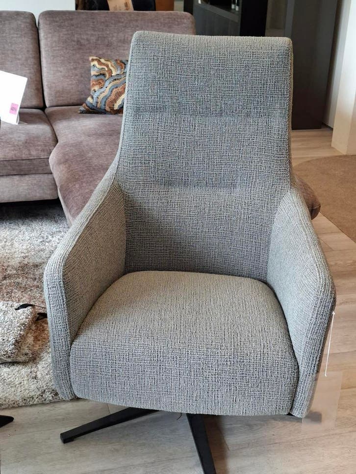 Fauteuil in stof op draaivoet, Huis en Inrichting, Fauteuils, Nieuw, 50 tot 75 cm, Stof