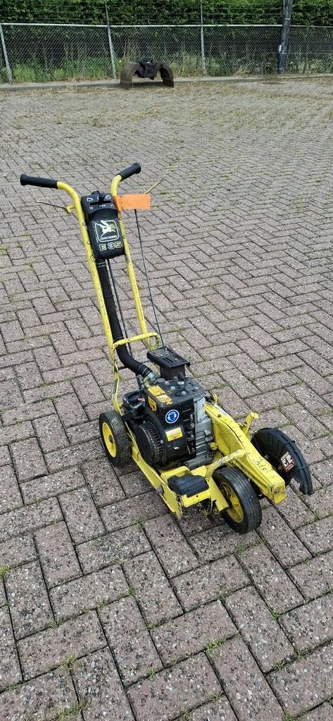 John Deere, E35 Edger, Geel, John Deere E35 Edger kantens, Tuin en Terras, Grasmaaiers