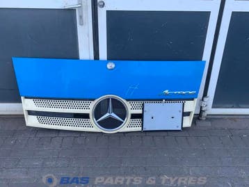 Frontklep Mercedes Actros MP4 A 960 750 03 18, Ophalen, Gebruikt, Mercedes-Benz, Carrosserie en Plaatwerk