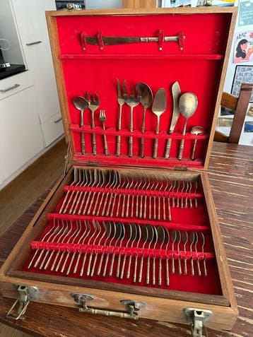Bestekset (72) - Hout, Fluweel, Brons - Compleetset in een