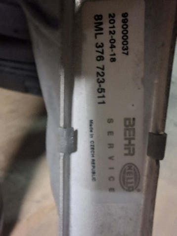 volkswagen transporter t5 2,5 tdi intercooler 8ML 376 723..., Auto-onderdelen, Ophalen of Verzenden, Gebruikt, Volkswagen