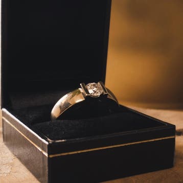 Christ bicolor gouden solitair ring met diamant 1,01 ct., Gebruikt, 20 of groter, Ophalen of Verzenden, Dame of Heer