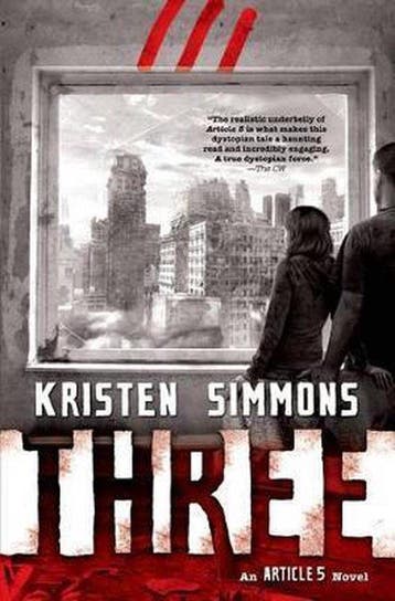 Three - Kristen Simmons 9780765329608, Boeken, Verzenden, Gelezen, Kristen Simmons