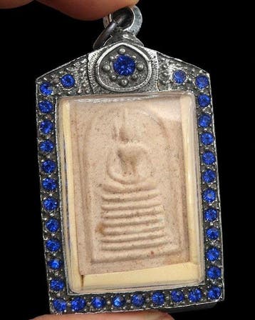Relikwie van de Boeddha Phra Somdej – Geheimen van de