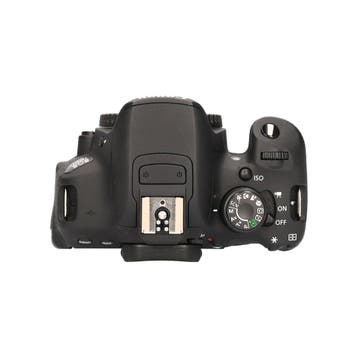 Canon EOS 700D met garantie, Ophalen of Verzenden, Gebruikt