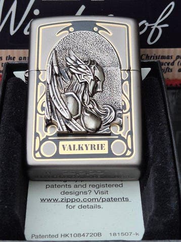 Zippo - Silver Valkyrie - Aansteker - Staal, Verzamelen, Nieuw
