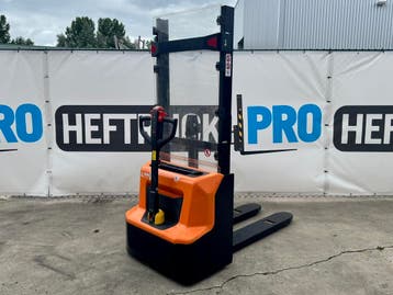 Doosan LSM12N (2012) 1200 kg 160 cm compact MET VIDEO, 1000 tot 2000 kg, Elektrisch, Stapelaar, Doosan