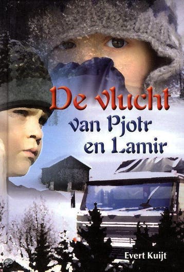 De vlucht van Pjotr en Lamir - E. Evert Kuijt 9789490165048, Verzenden, Zo goed als nieuw, E. Evert Kuijt