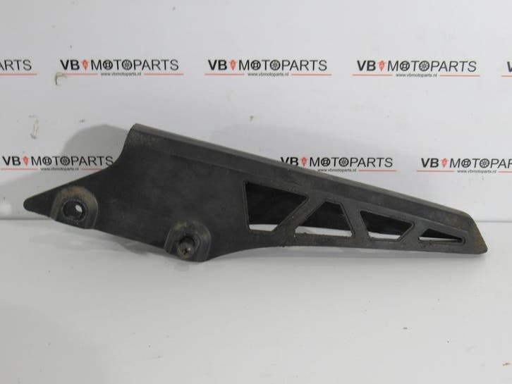 Suzuki GSX 1100 F Spatbord ketting achterbrug, Motoren, Onderdelen | Suzuki, Ophalen of Verzenden