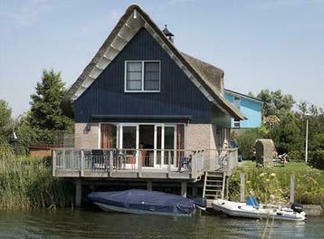 Vakantiewoningen aan het water. Niet duur. Schoolvak. vrij, In bos, Landelijk, Friesland, Huisdier toegestaan