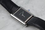 Cartier Tank Must Large WSTA0072 – 2025, Leer, Staal, Polshorloge, Zo goed als nieuw