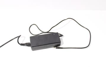 Sans oplader 42 volt 2.0A, Fietsen en Brommers, Gebruikt