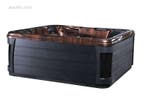 Outdoor Spa / Jacuzzi met Waterjets Vonato, Ophalen, Nieuw