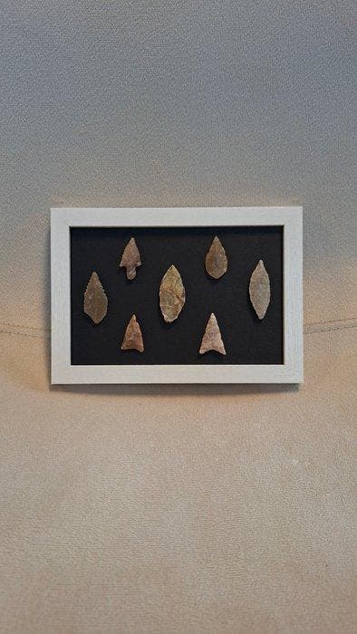 Afrika Steen archeologisch-neolithische pijlpuntkop van, Verzamelen, Mineralen en Fossielen