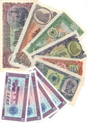 Albanië. - 10 banconote - con numeri consecutivi - various
