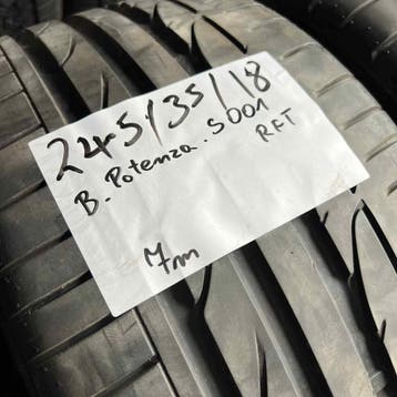 2 x Bridgestone Potenza S001 245-35-18 RFT Zomerbanden 7mm, 18 inch, Ophalen of Verzenden, Band(en), Personenwagen