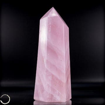 Natuurlijk rozenkwarts obelisk – Zachte harmonie in een
