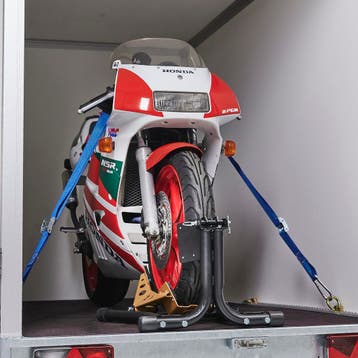 Datona Inrijklem motor - Zwart - Inclusief spanbanden -, Motoren, Ophalen of Verzenden, Nieuw