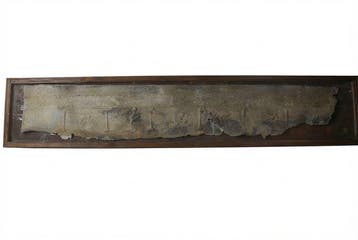 Oud-Romeins Lood Zijfragment van een sarcofaag met een