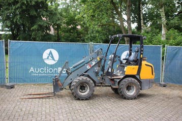 Veiling: Kniklader Giant V452T Diesel 26.5kW 2011, Zakelijke goederen, Machines en Bouw | Kranen en Graafmachines, Ophalen, Wiellader of Shovel