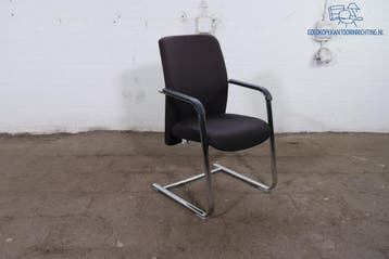 All-Tec vergaderstoel zwart gestoffeerd sledeframe, Huis en Inrichting, Stoelen, Verzenden, Gebruikt, Overige materialen